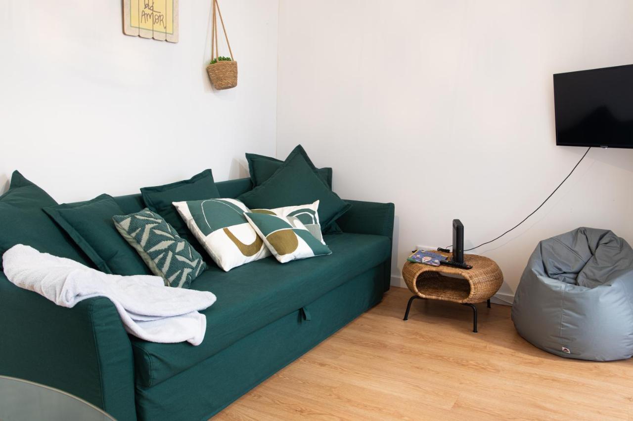 Charming 1 Bedroom Apartment W/ Terrace Near Belem Lisbon Exterior photo